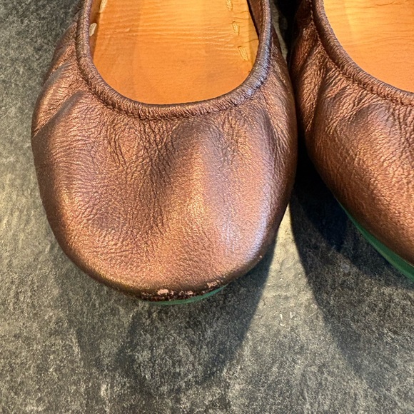 Raspberry Truffle Size 7 Tieks - Picture 3 of 4